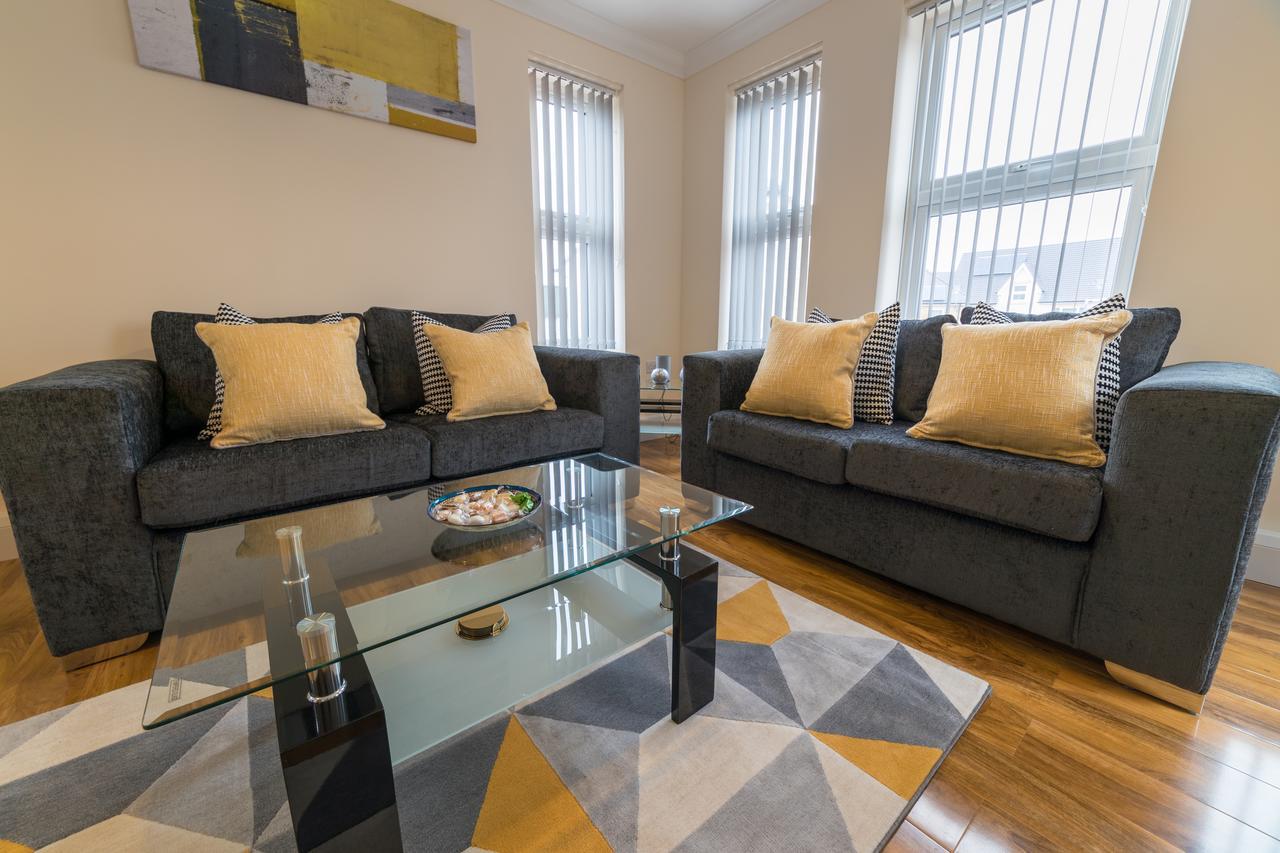 London Heathrow Serviced Apartments Ashford  Esterno foto